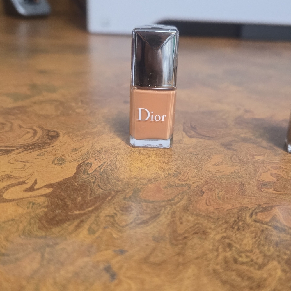 Dior Nude Nail Polish